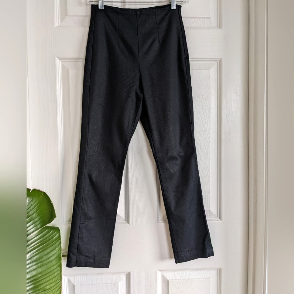 MOVING SALE 🚚 Reformation Classic Black Cropped Pants